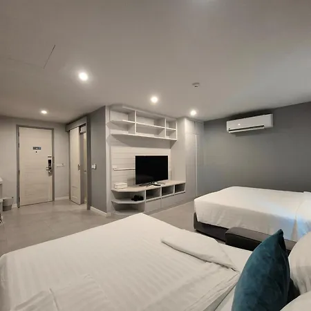 The Crib Patong - Sha Certified Hotel Phuket Exterior photo